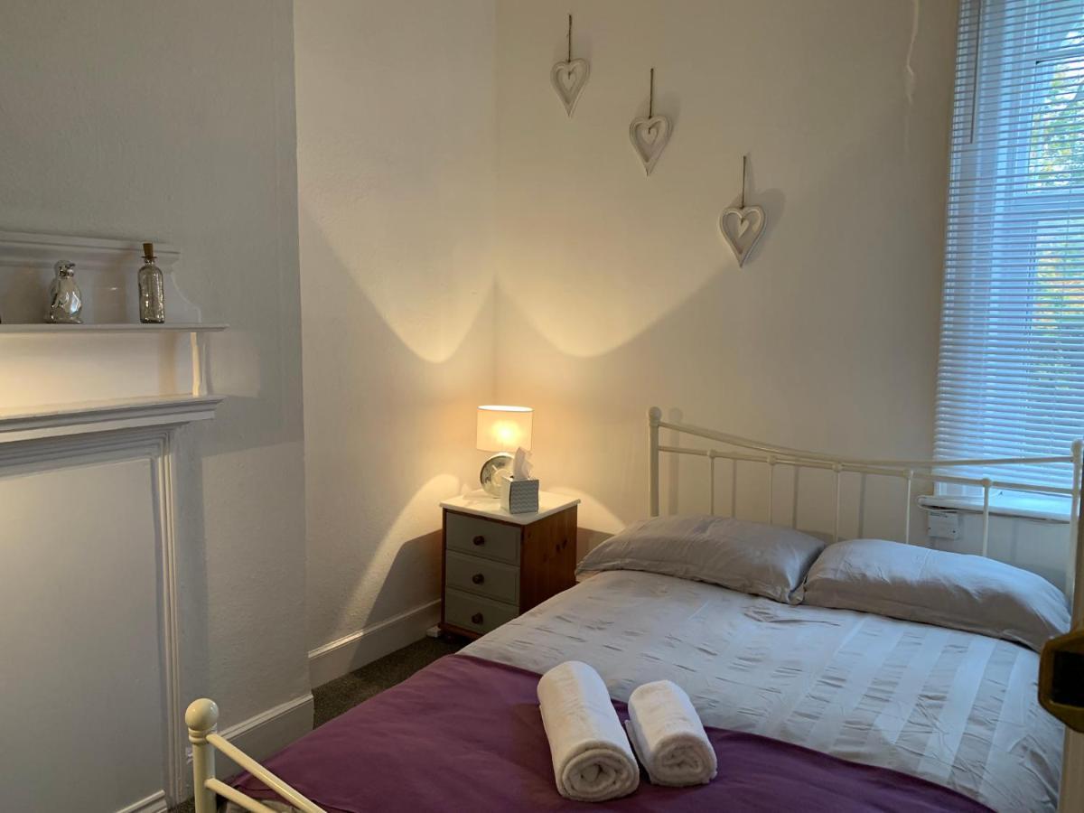 Cosy Rooms In Taunton Exterior foto